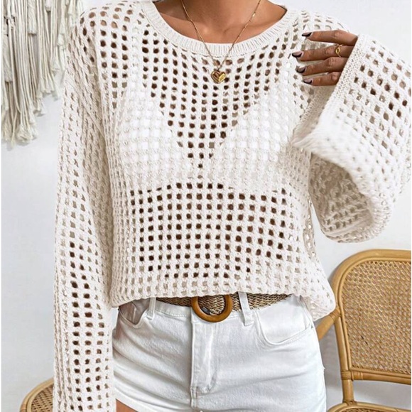 New hollow out white long sleeve top - Picture 1 of 4